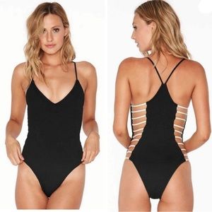 Lspace Pucker Up Wild one piece swimsuit size 10